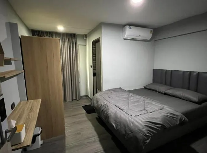 W71 Hotel