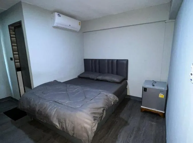 Hotel W71 *